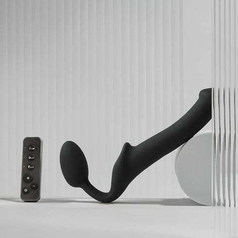 Strap-on Vibrant Télécommandé 3 Moteurs - Télécommande rechargeable - Noir