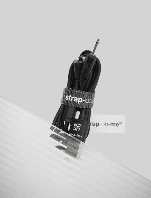 Dual-head USB charger – fast charging and easy to use, compatible with strap-on-me