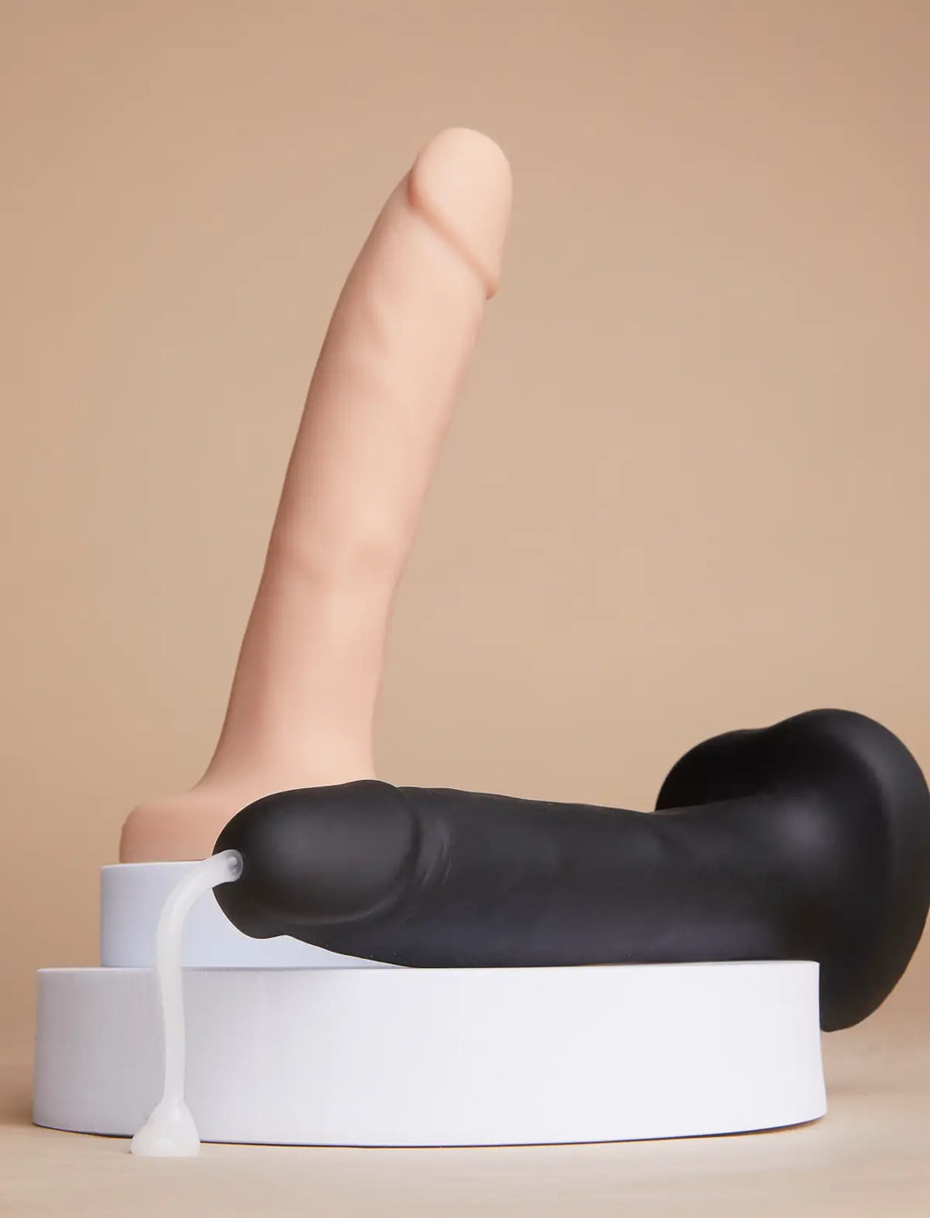 Realistic ejaculating dildo in black – natural feel and intense stimulation, compatible with strap-on-me