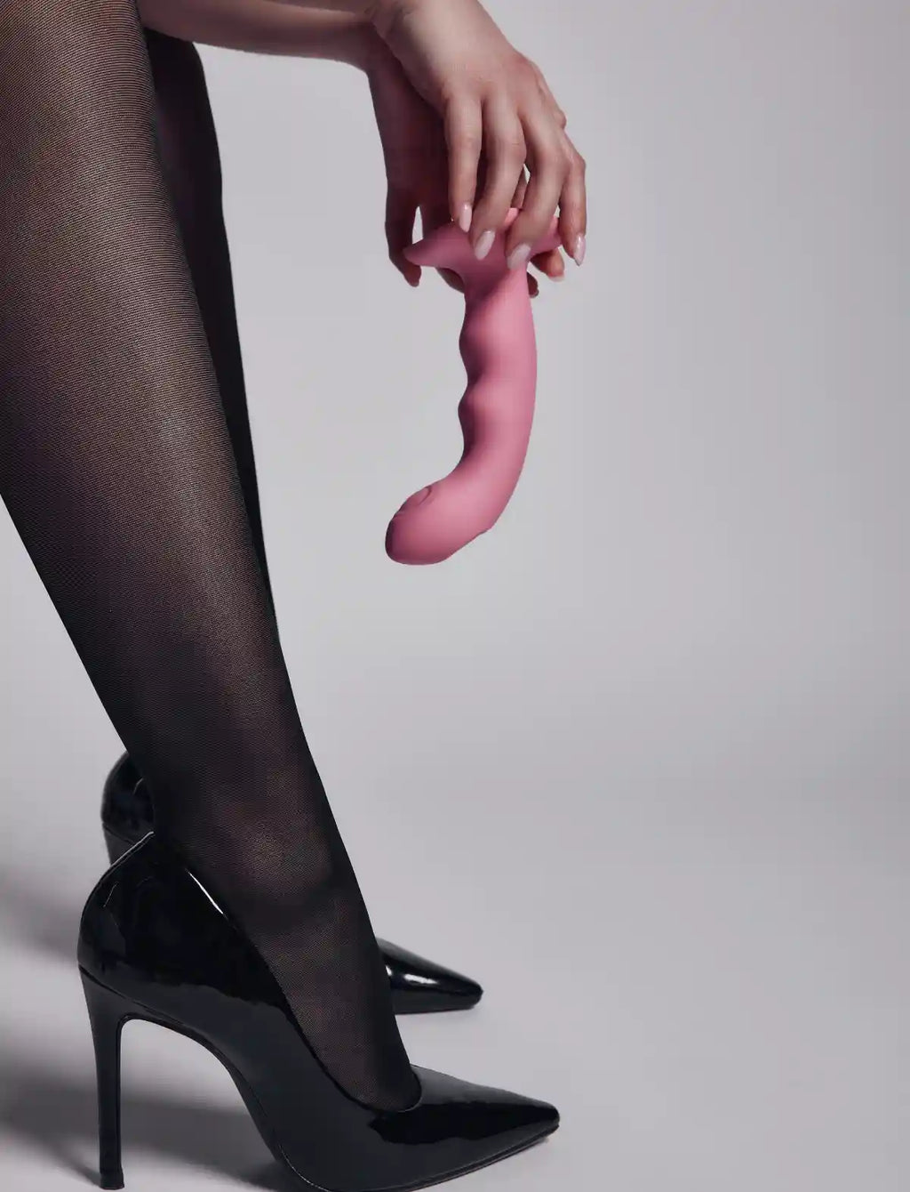 dildo vibrante tapping wave corallo – stimolazione ritmica e sensazioni intense, compatibile con strap-on-me