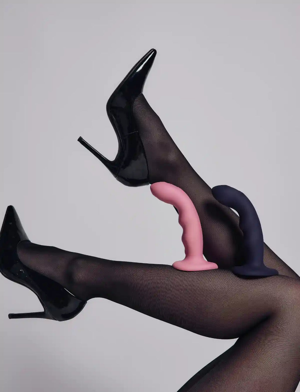 Dildo vibrant tapping wave corail – stimulation rythmée et sensations intenses, compatible strap-on-me