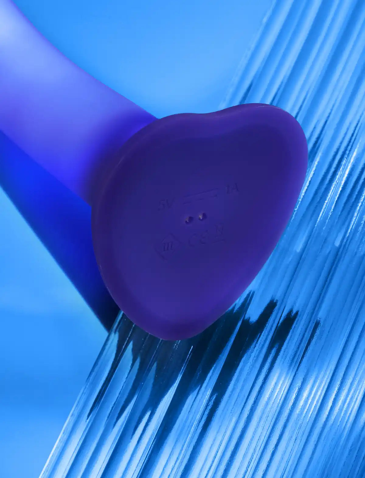 Dildo semi-réaliste glow LED – effet lumineux et stimulation confortable, compatible strap-on-me